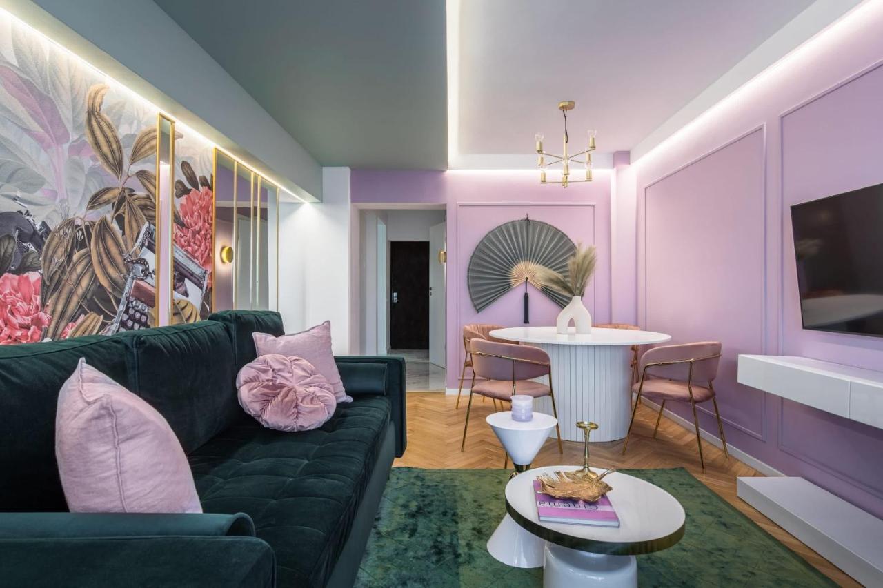 Apartamento Holt - Leagues And Words Under The Sea Bucarest Exterior foto